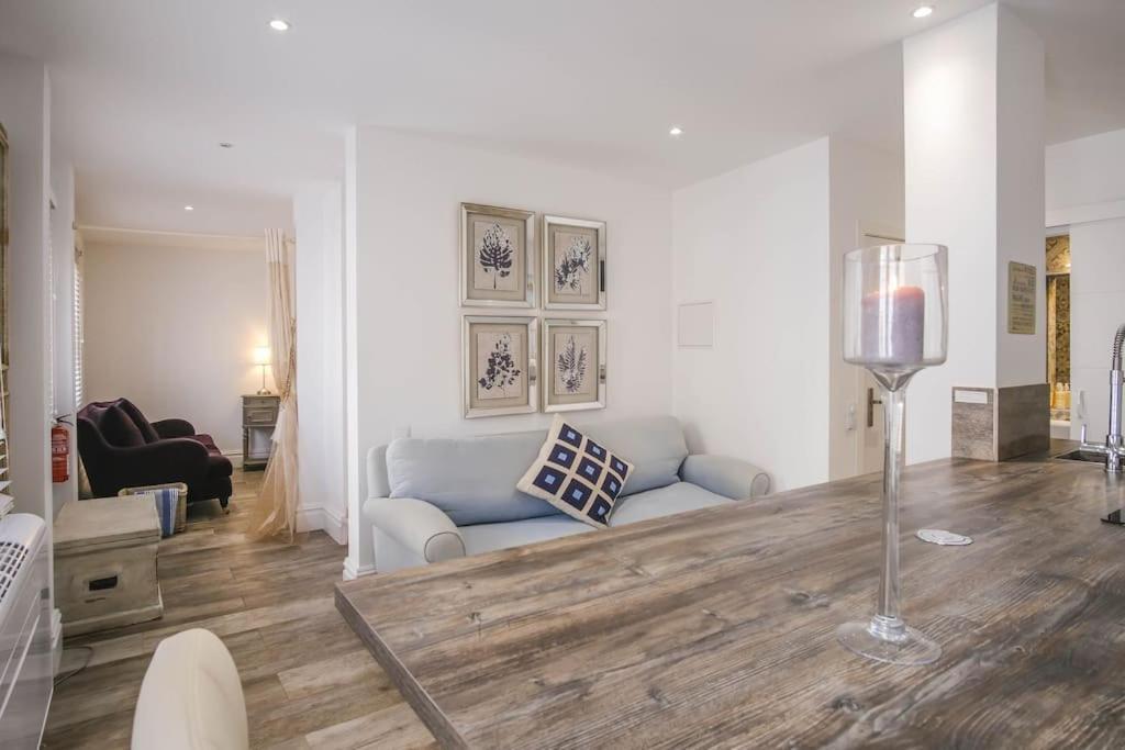 Summer Breeze Apartment, In The Historic Centre Of Lagos Bagian luar foto