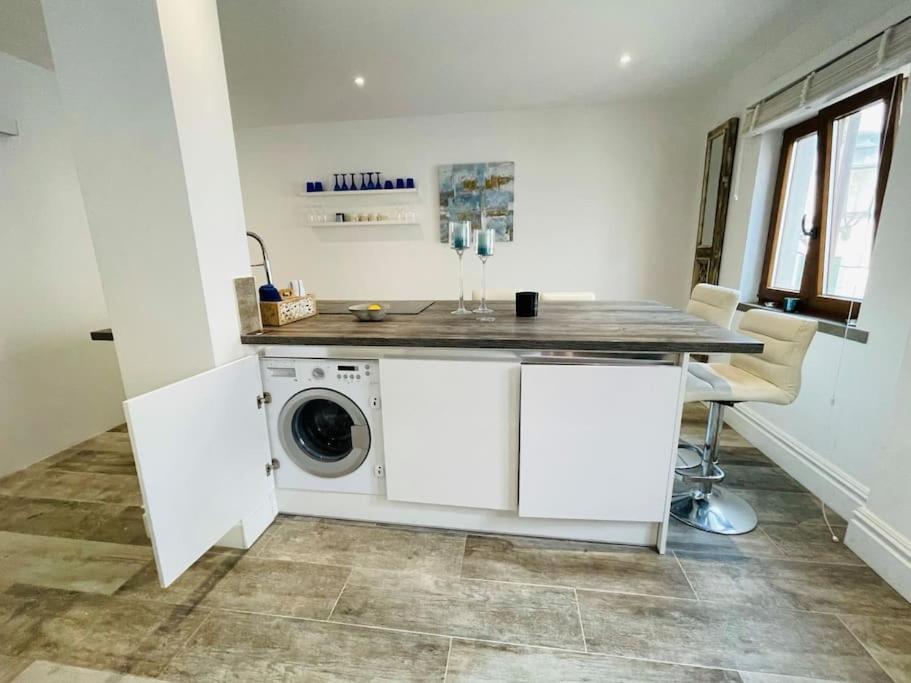 Summer Breeze Apartment, In The Historic Centre Of Lagos Bagian luar foto