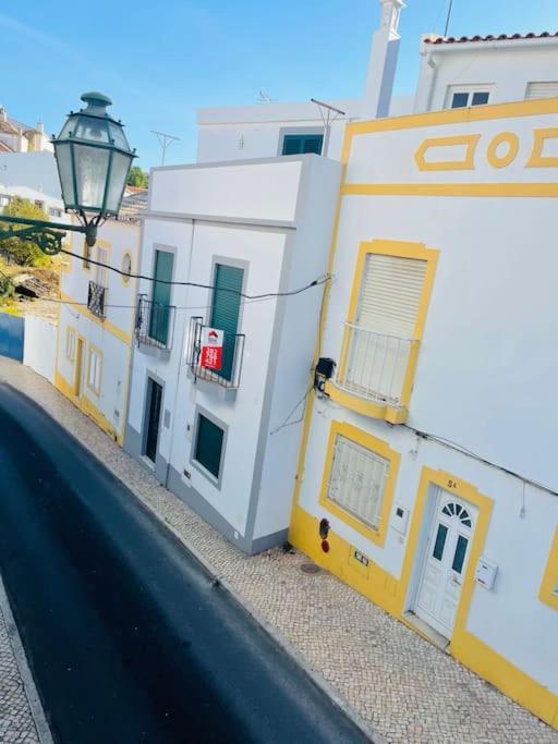 Summer Breeze Apartment, In The Historic Centre Of Lagos Bagian luar foto