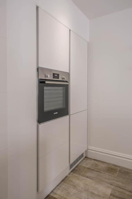Summer Breeze Apartment, In The Historic Centre Of Lagos Bagian luar foto